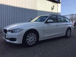 Alpinweiss iii Gebraucht 2014 BMW 318 Kombi | 17.900 € (Teuer)