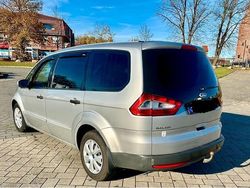 Silber Gebraucht 2007 Ford Galaxy Van / Kleinbus | 3.999 € (Fairer Preis)