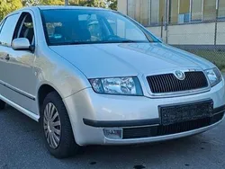 Silber Gebraucht 2001 Skoda Fabia Limousine | 1.200 € (Guter Preis)