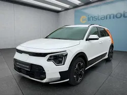 Weiß Gebraucht 2023 Kia e-Niro SUV | 30.149 € (Fairer Preis)