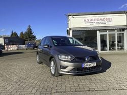 Grau Gebraucht 2015 VW Golf Sportsvan LOUNGE Van / Kleinbus | 11.360 € (Fairer Preis)