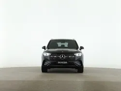 Grau Gebraucht 2025 Mercedes GLC220 AMG SUV | 63.550 € (Guter Preis)