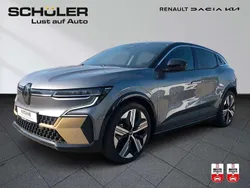 Dolomitgrau+ black pearl Gebraucht 2023 Renault Mégane IV Iconic Limousine | 31.800 €
