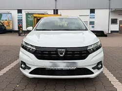 Weiß Gebraucht 2021 Dacia Sandero Comfort Kleinwagen | 10.999 € (Guter Preis)