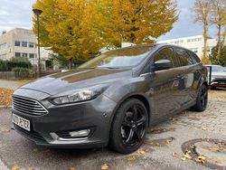 Grau Gebraucht 2016 Ford Focus Titanium Kombi | 9.390 € (Guter Preis)