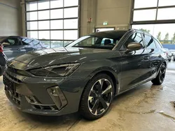 Fjordblau Gebraucht 2025 Cupra Leon Kombi | 28.900 € (Guter Preis)