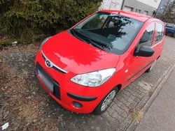 Rot Gebraucht 2009 Hyundai i10 Edition Kleinwagen | 4.550 €