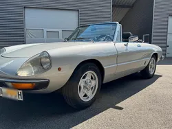 Grau Gebraucht 1979 Alfa Romeo Spider Cabrio | 25.900 €