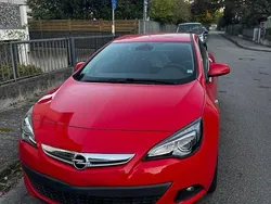 Rot Gebraucht 2012 Opel Astra GTC Edition Limousine | 6.400 € (Fairer Preis)
