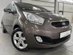 Beige Gebraucht 2013 Kia Venga FIFA World Cup Edition Kleinwagen | 6.980 € (Guter Preis)