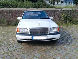 Weiß Gebraucht 1994 Mercedes C180 Limousine | 1.250 €