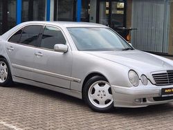 Silber Gebraucht 2000 Mercedes E200 Avantgarde Limousine | 4.999 € (Etwas zu teuer)