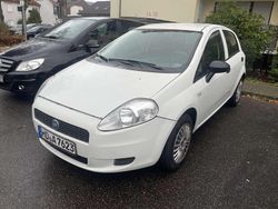 Weiß Gebraucht 2009 Fiat Punto Dynamic Limousine | 2.500 € (Etwas zu teuer)