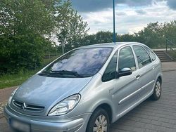 Silber Gebraucht 2003 Citroën Xsara Picasso Van / Kleinbus | 1.111 € (Guter Preis)