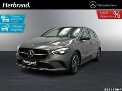Metalliclack mountaingrau Gebraucht 2025 Mercedes B180 Progressive Van / Kleinbus | 30.990 € (Guter Preis)