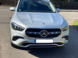 Silber Gebraucht 2023 Mercedes GLA250 Progressive SUV | 39.500 € (Fairer Preis)