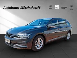 Grau Gebraucht 2022 VW Passat Kombi | 19.990 € (Superpreis)