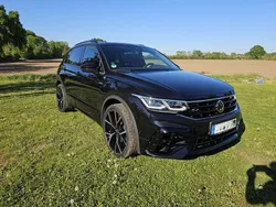 Schwarz Gebraucht 2023 VW Tiguan R SUV | 46.900 € (Etwas zu teuer)