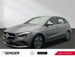 Gebraucht 2024 Mercedes B200 Van / Kleinbus | 33.480 € (Teuer)