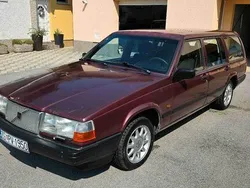 Rot Gebraucht 1994 Volvo 940 Limousine | 5.500 €