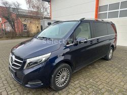Blau Gebraucht 2018 Mercedes V250 Avantgarde Van / Kleinbus | 31.990 € (Superpreis)