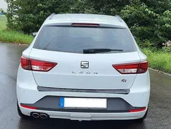 Weiß Gebraucht 2014 Seat Leon ST 4Drive Kombi | 7.990 € (Guter Preis)