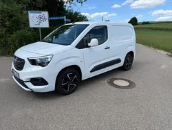 Weiß Gebraucht 2018 Opel Combo Van / Kleinbus | 6.800 € (Fairer Preis)
