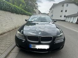 Schwarz Gebraucht 2010 BMW 318 Kombi | 4.999 € (Fairer Preis)
