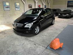 Schwarz Gebraucht 2006 Mercedes A180 Classic Van / Kleinbus | 4.950 € (Fairer Preis)