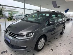 Grau Gebraucht 2015 VW Sharan Van / Kleinbus | 12.490 € (Etwas zu teuer)