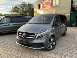 Grau Neu 2025 Mercedes V250 Van / Kleinbus | 64.990 €
