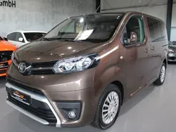 Bronze braun Gebraucht 2018 Toyota Proace Verso Comfort Kombi | 23.900 € (Fairer Preis)