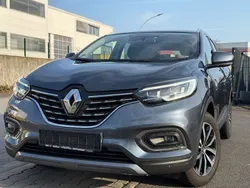 Grau Gebraucht 2022 Renault Kadjar Zen SUV | 19.999 € (Guter Preis)