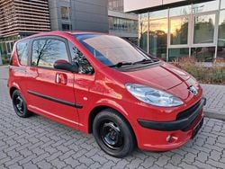 Schwarz Gebraucht 2006 Peugeot 1007 Kleinwagen | 2.550 € (Fairer Preis)