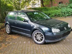 Schwarz Gebraucht 2000 VW Golf IV Limousine | 2.690 € (Fairer Preis)
