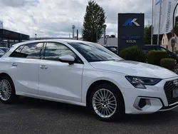 Ibisweiss Gebraucht 2023 Audi A3 Sportback Advanced Limousine | 24.490 € (Guter Preis)