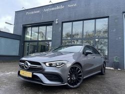 Grau Gebraucht 2020 Mercedes CLA35 AMG AMG Limousine | 35.990 € (Guter Preis)