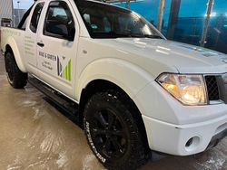 Weiß Gebraucht 2007 Nissan Navara Abholung | 11.700 € (Teuer)