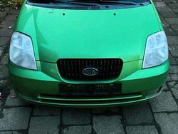 Grün Gebraucht 2004 Kia Picanto Kleinwagen | 1.500 € (Fairer Preis)