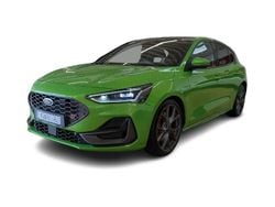 Grün Gebraucht 2023 Ford Focus Performance Edition Limousine | 24.750 € (Superpreis)