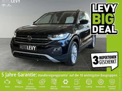 Deep black perleffekt (metallic) Gebraucht 2023 VW T-Cross Life SUV | 20.770 € (Fairer Preis)