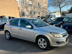 Silber Gebraucht 2006 Opel Astra Edition Limousine | 1.990 € (Fairer Preis)