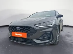 Grau Gebraucht 2024 Ford Focus ST-Line Limousine | 24.930 € (Guter Preis)