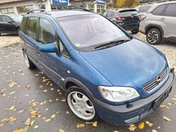 Blau Gebraucht 2002 Opel Zafira Elegance Van / Kleinbus | 890 € (Superpreis)
