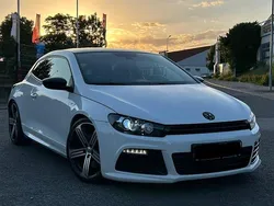 Weiß Gebraucht 2012 VW Scirocco R Coupé | 10.300 €