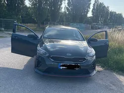 Grau Gebraucht 2020 Kia ProCeed GT Kleinwagen | 24.500 € (Fairer Preis)