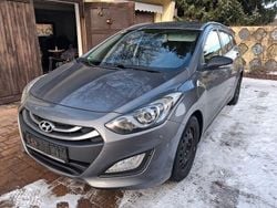 Grau Gebraucht 2014 Hyundai i30 Kombi | 4.500 € (Fairer Preis)