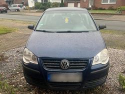 Blau Gebraucht 2005 VW Polo Kleinwagen | 750 € (Superpreis)