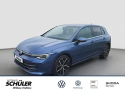 Blau (anemonenblau metallic) Gebraucht 2024 VW Golf VIII Edition Limousine | 33.745 € (Fairer Preis)