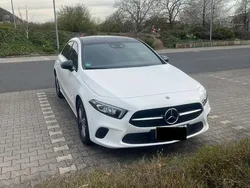 Weiß Gebraucht 2022 Mercedes A200 Advanced Limousine | 31.500 € (Teuer)